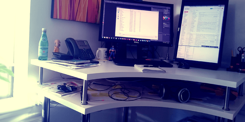 Standing Desk en esquina: un escritorio de pie para innovar